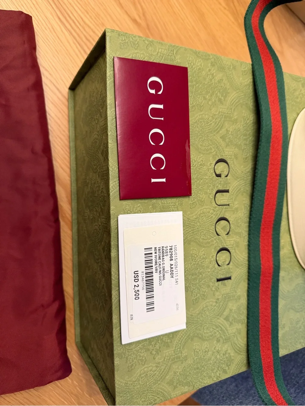 Gucci Cream Leather Mini Bucket Bag with Sherry Line Shoulder Strap - Picture 11 of 12